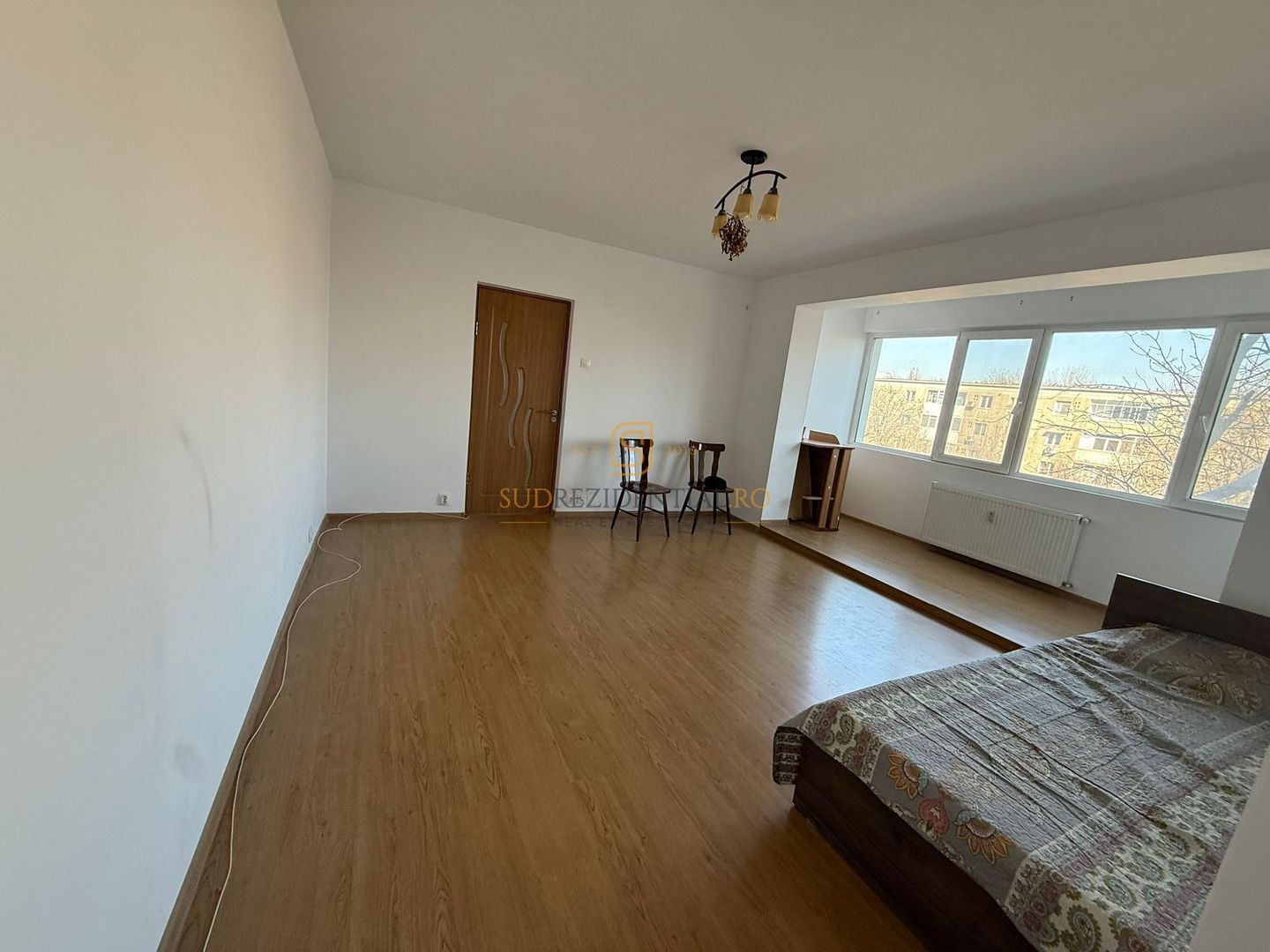 Apartament 3 camere semidecomandat, 2 balcoane, Bld Alexandru Obregia - Poză 8