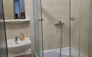 Apartament 2 camere de închiriat în Piața Sfatului, Centrul Istoric - Poză 12