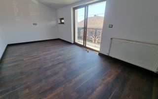 Casă modernă cu 3 dormitoare, terasă și teren generos - Poză 9