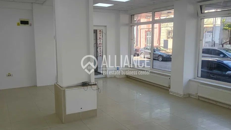 CENTRU (COD10) - Spatiu comercial / birouri de inchiriat - Poză 1