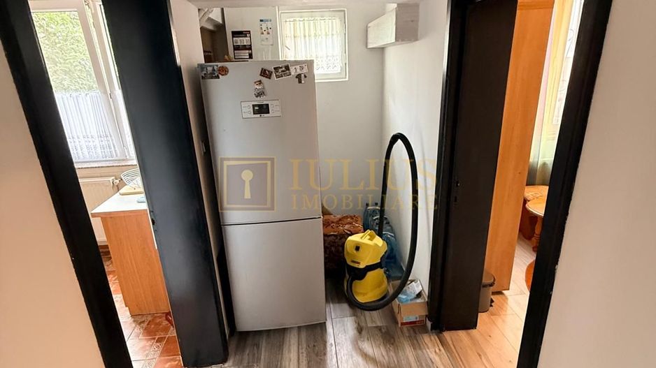 2 camere| curte comuna cu 3 apartamente| centrala proprie| zona aradului| - Poză 14