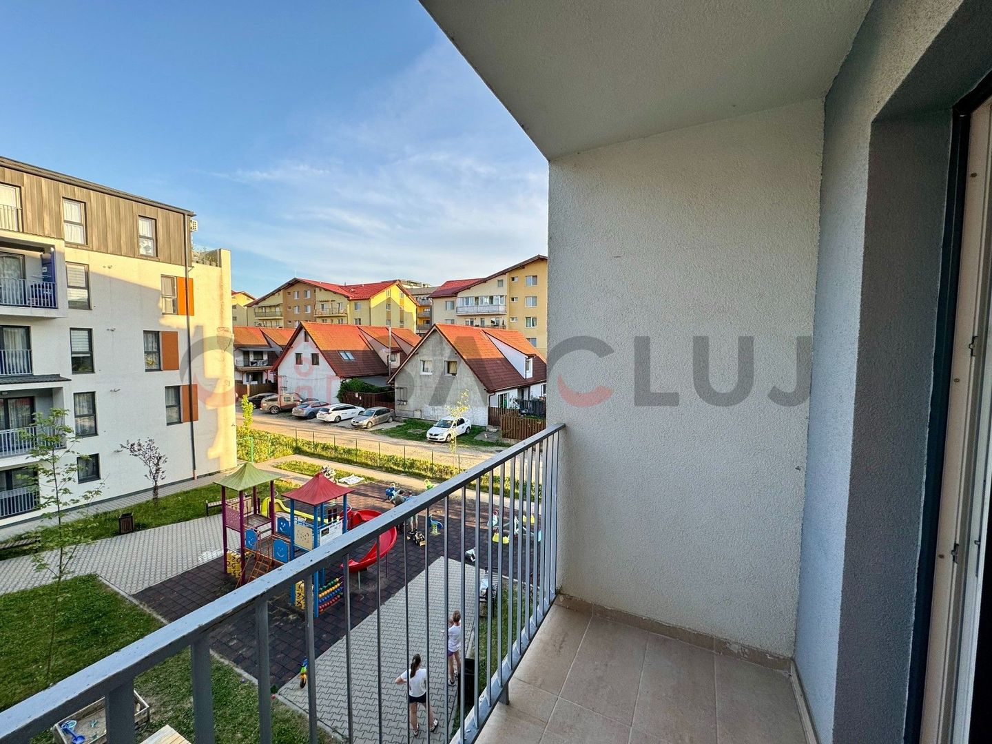 Apartament la cheie / etaj intermediar / Zona Eroilor - Poză 9