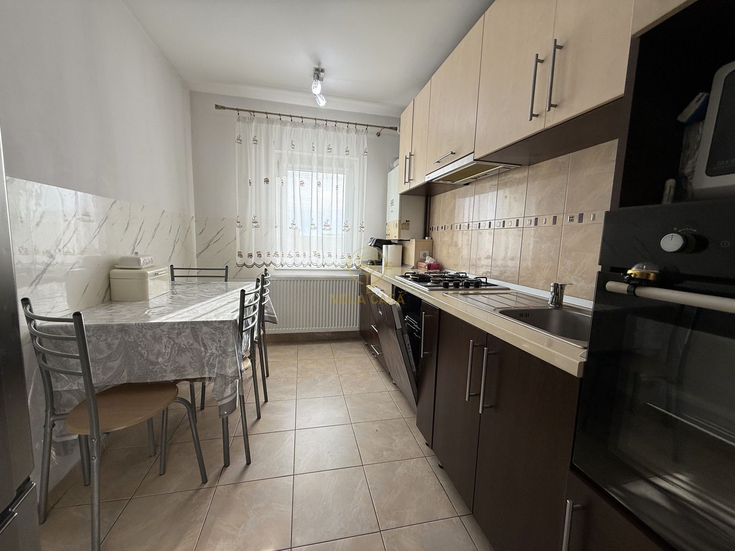 De vanzare Apartament Decomandat 3 Camere Zona Buna/Mobilat/Utilat - Poză 14
