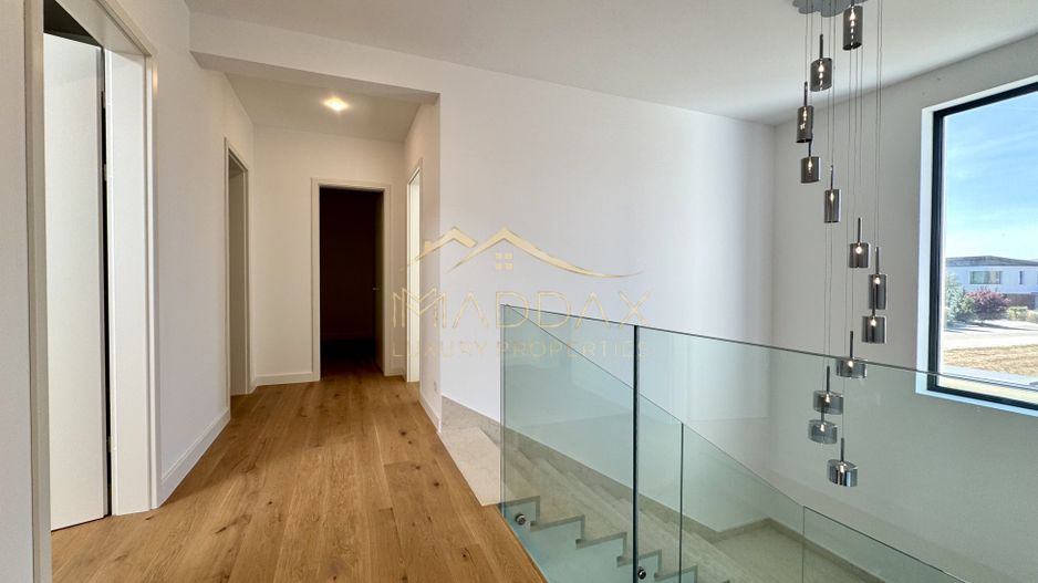 Vila Exclusivista in Mijlocul Naturii *959mp teren*/ 420mpc / Balotesti - Poză 47