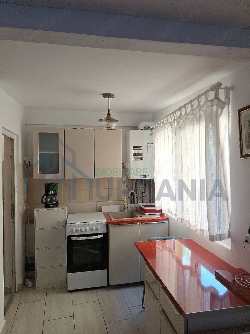 Casă de închiriat în Bucium, zona Hotel Belaria, strada Fermei - Poză 1