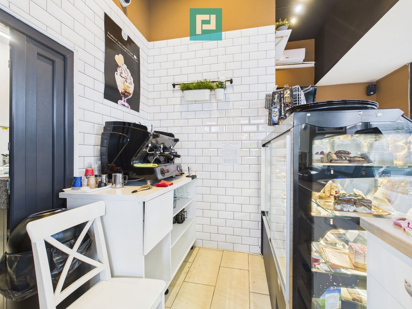 AFACERE PROFITABILĂ COFETĂRIE - FAST FOOD - Poză 26