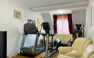 Casa singura in curte ultracentral in Oradea - Poză 11