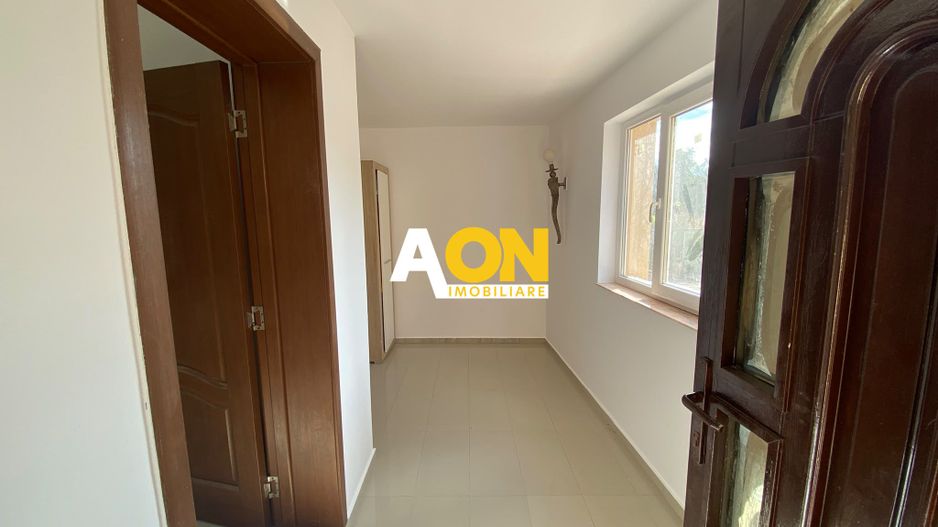 Casa Individuală 7 Camere, 2 Băi,  250 mp Utili - Poză 9