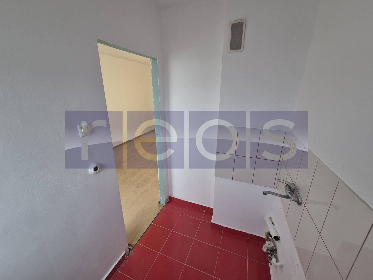 DE VANZARE GARSONIERA 31 MP DRUMUL TABEREI -SIBIU-1 MAI| METROU - Poză 5