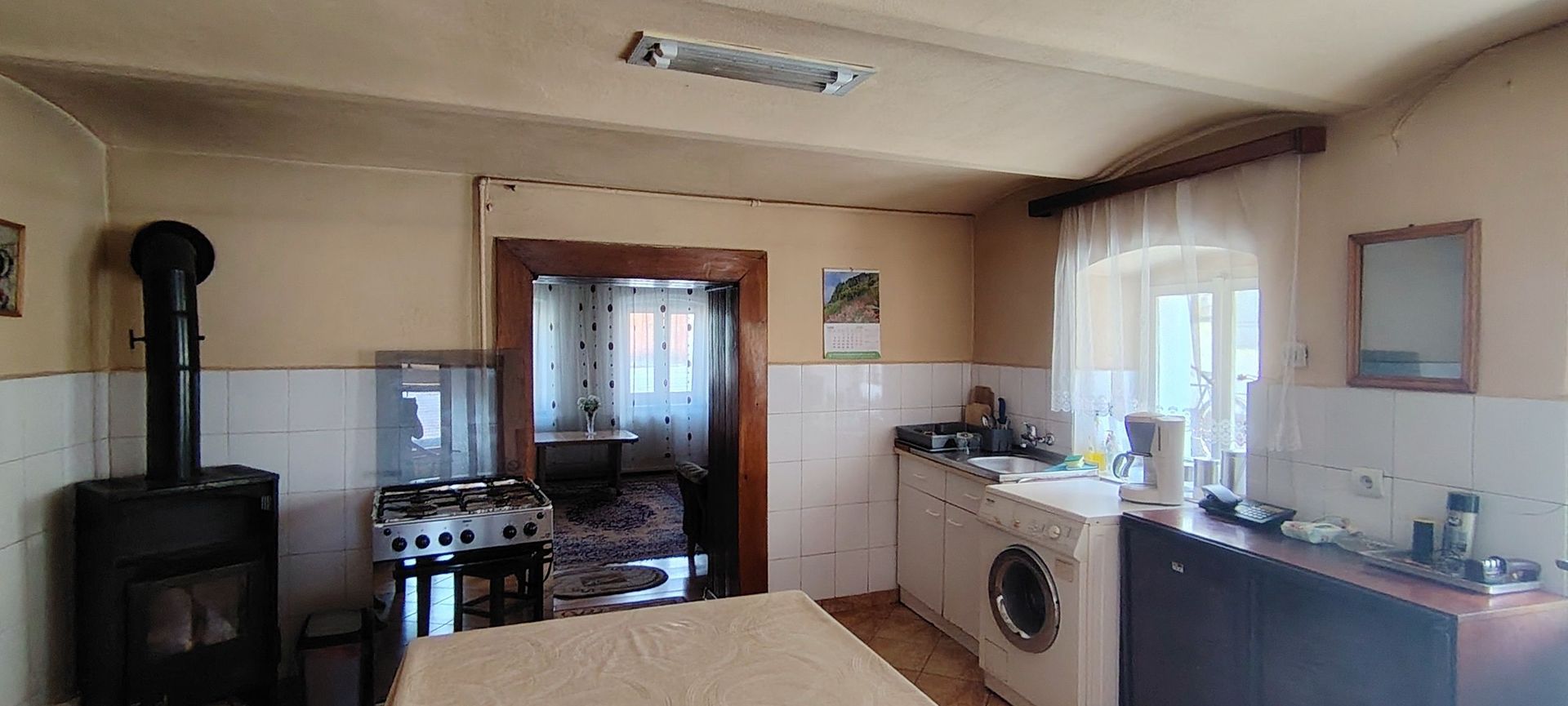 De vânzare o proprietate cu 2 corpuri de clădire și teren, în Agnita - Poză 4