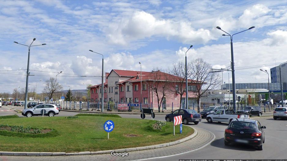 DE ÎNCHIRIAT - Teren intravilan, zona trafic intens, Vaslui; - Poză 1