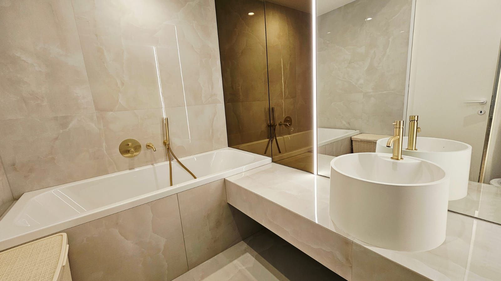 APARTAMENT 2 CAMERE | COMPLET MOBILAT SI UTILAT | PIPERA - Poză 9