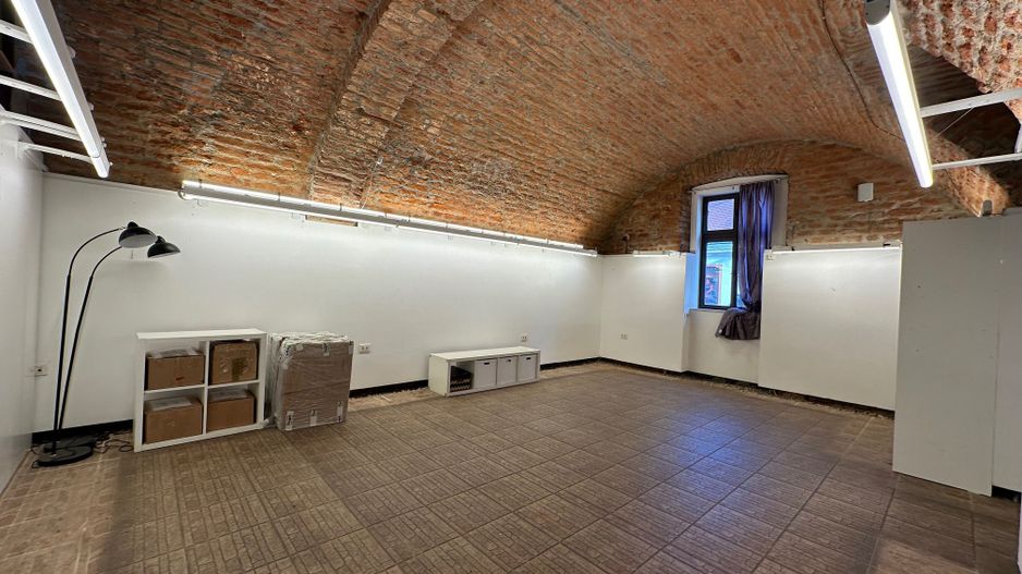 Spatiu comercial în Piața Unirii - 155 mp - Poză 24