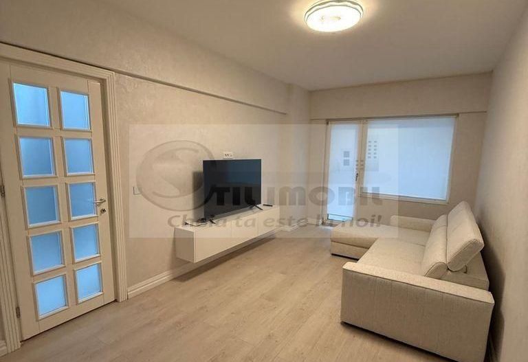 Apartament modern cu 2 camere - Royal Town, Copou - 599€ - Poză 3