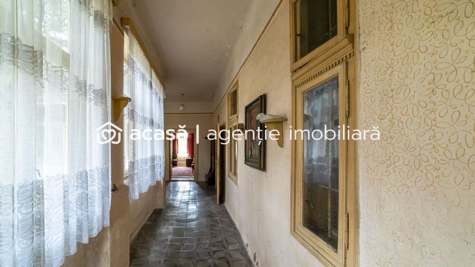 Casă în zona centrală Pâncota - Poză 4