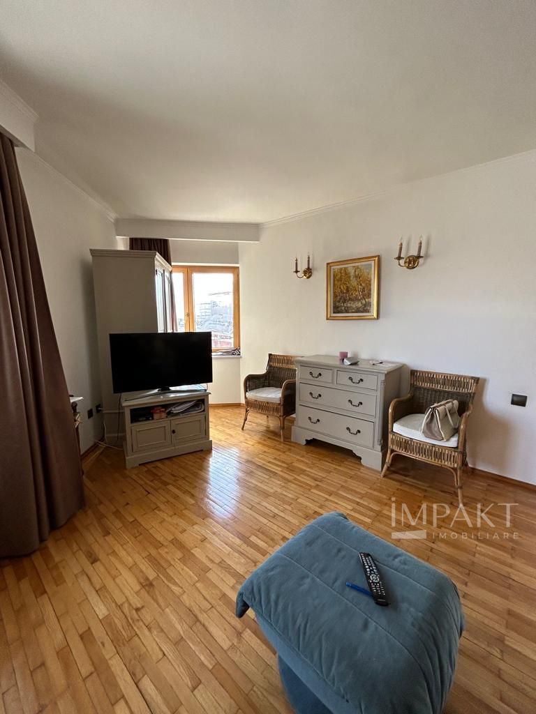 Vila individuala de lux de inchiriat, in cartier Gruia aproape de Cetatuie! - Poză 7