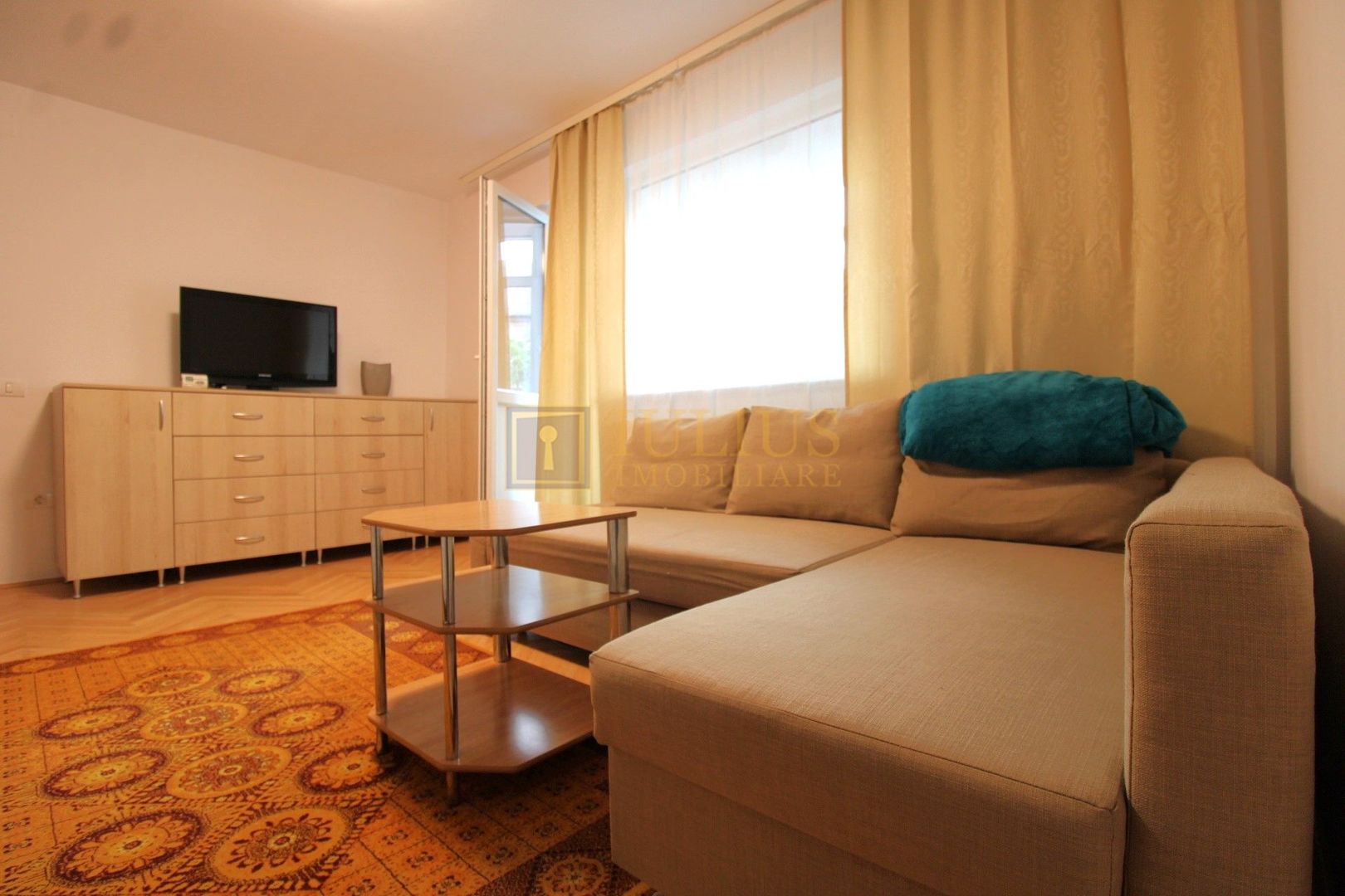 bloc nou, 3 camere, decomandat,  aer condiționat -Circumvalatiunii - Poză 1