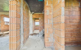 Casă la roșu, teren 600 mp, în Săcălaz - Poză 16