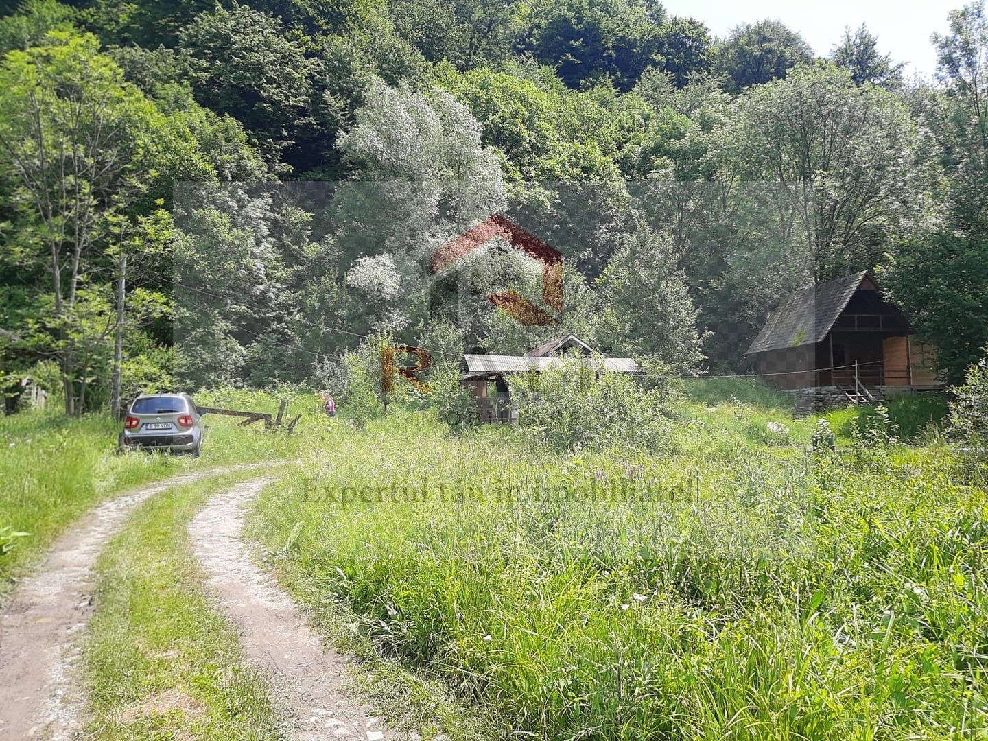 Casă individuală 6 camere de vânzare Brăduleț Argeș Complex Cabane - Poză 27