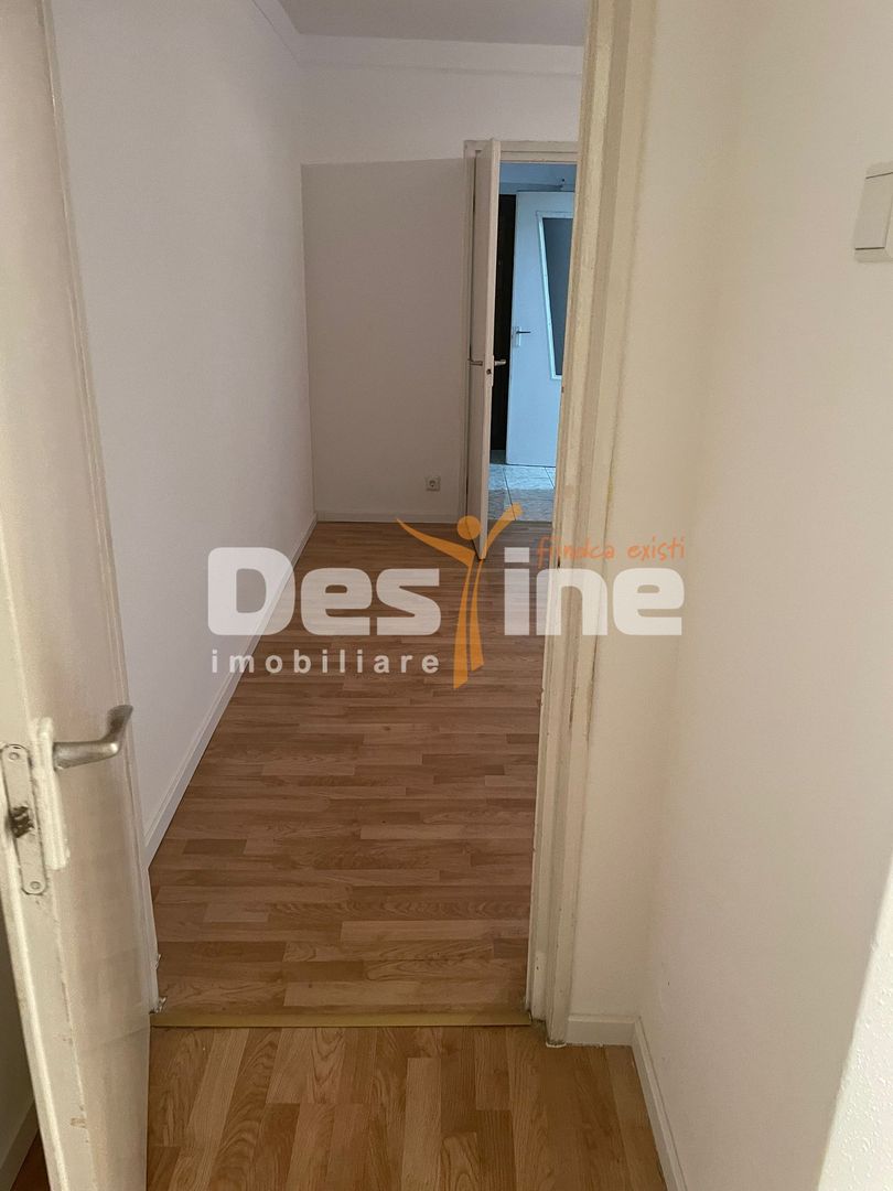 Apartament 3 camere semidecomandat , Bd. 1 Mai ,Sector 6 , - Poză 4