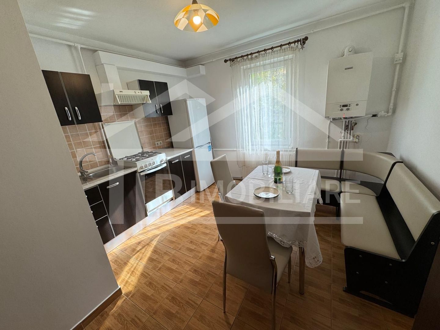 Apartament cu 2 camere, 52mp, Zona Fortuna - Poză 6