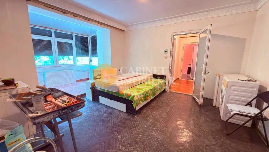 Apartament 3 camere de vânzare – Copou, Str. Codrescu - Poză 1