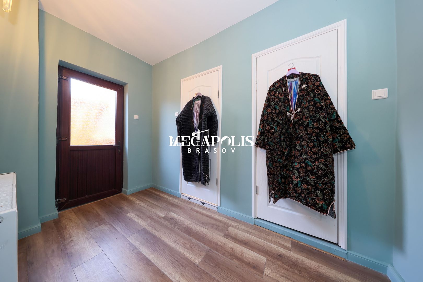 Pensiune/Vilă de vânzare în Bran | 8 camere | 180 mp - Poză 19