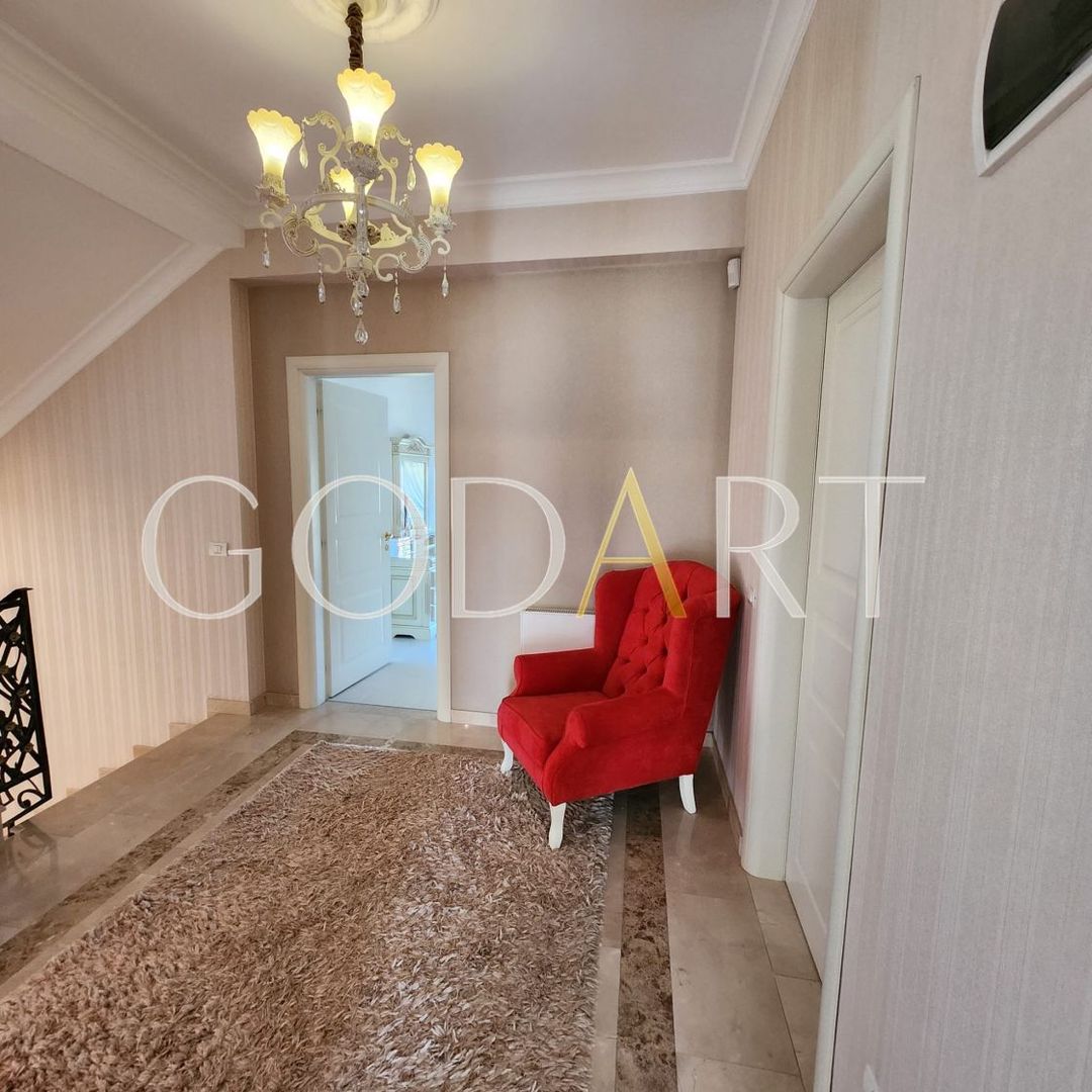 Resedinta exclusivista | Curte generoasa | Erou Iancu Nicolae - Poză 21