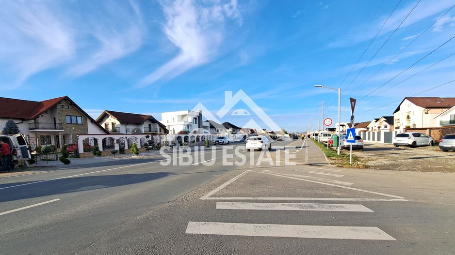 Casa noua Sibiu, Arhitectilor 4 camere 2 bai curte - Poză 1
