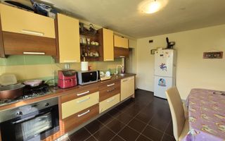 COMISION 0| Apartament 2 camere | etaj 2 | zona Materna - Poză 6