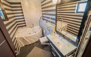 Campus Universitar - Vila spectaculoasa P+2E cu teren 1596 mp - Poză 23