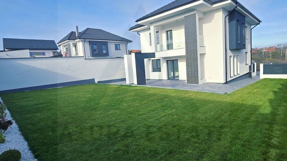 Casa exclusivista individuala echipata premium si teren 500 mp in Daia - Poză 4