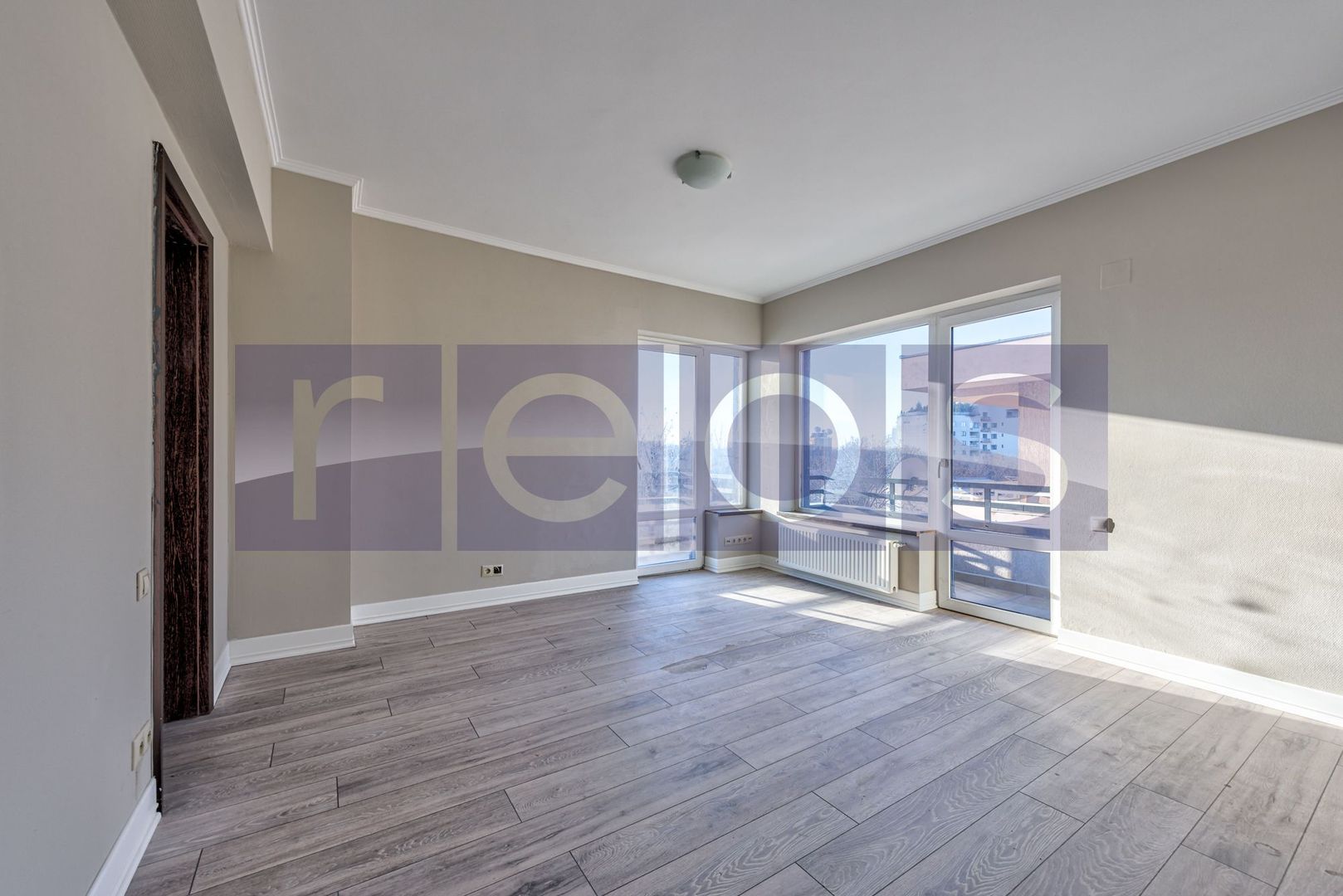 VANZARE VILA 7 CAMERE + GARAJ | 217 MP | TERASA 65 MP | ZONA BANEASA - HERASTRAU - Poză 20