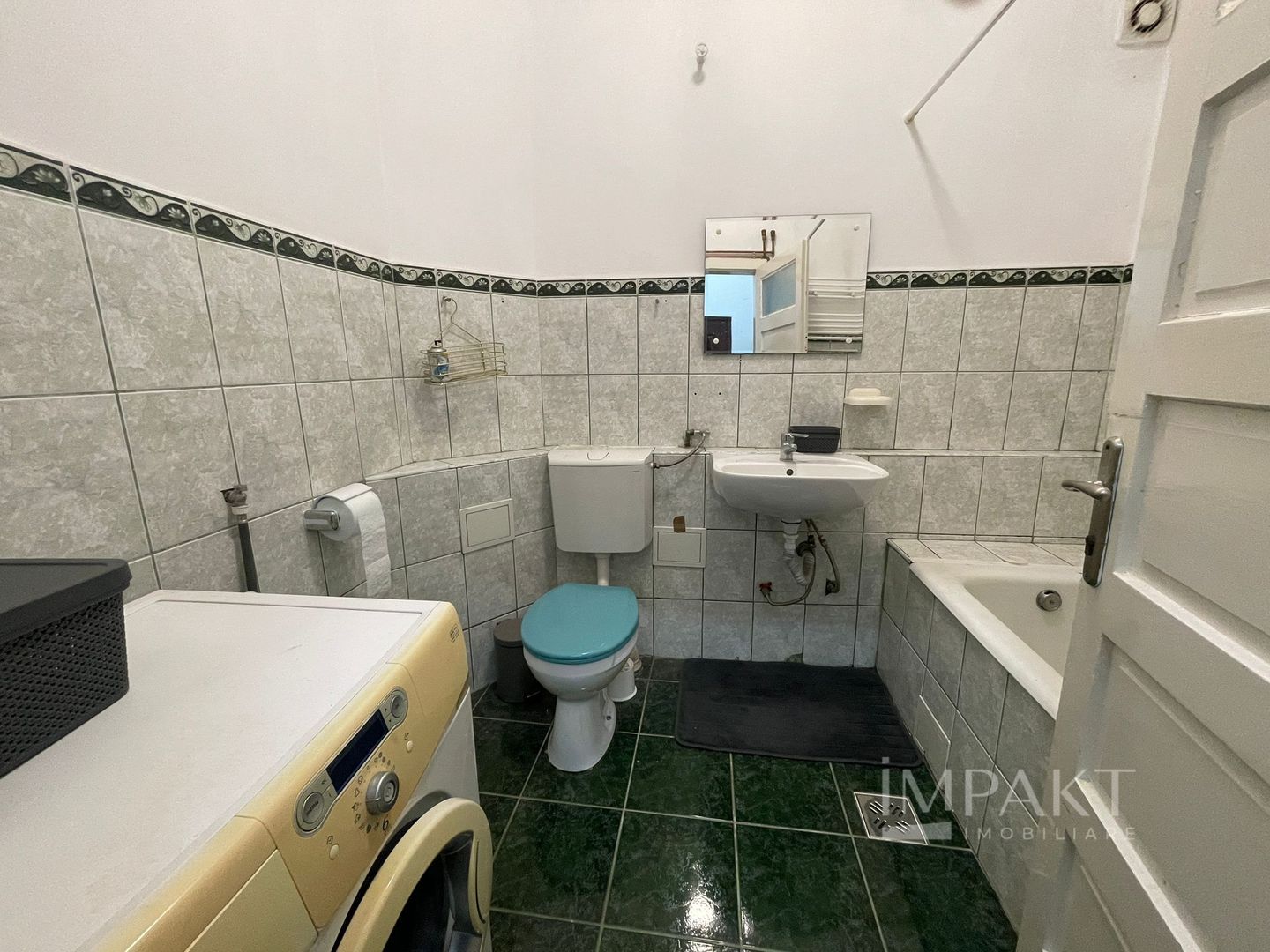 Apartament cu 2 camere in inima orasului - Poză 6