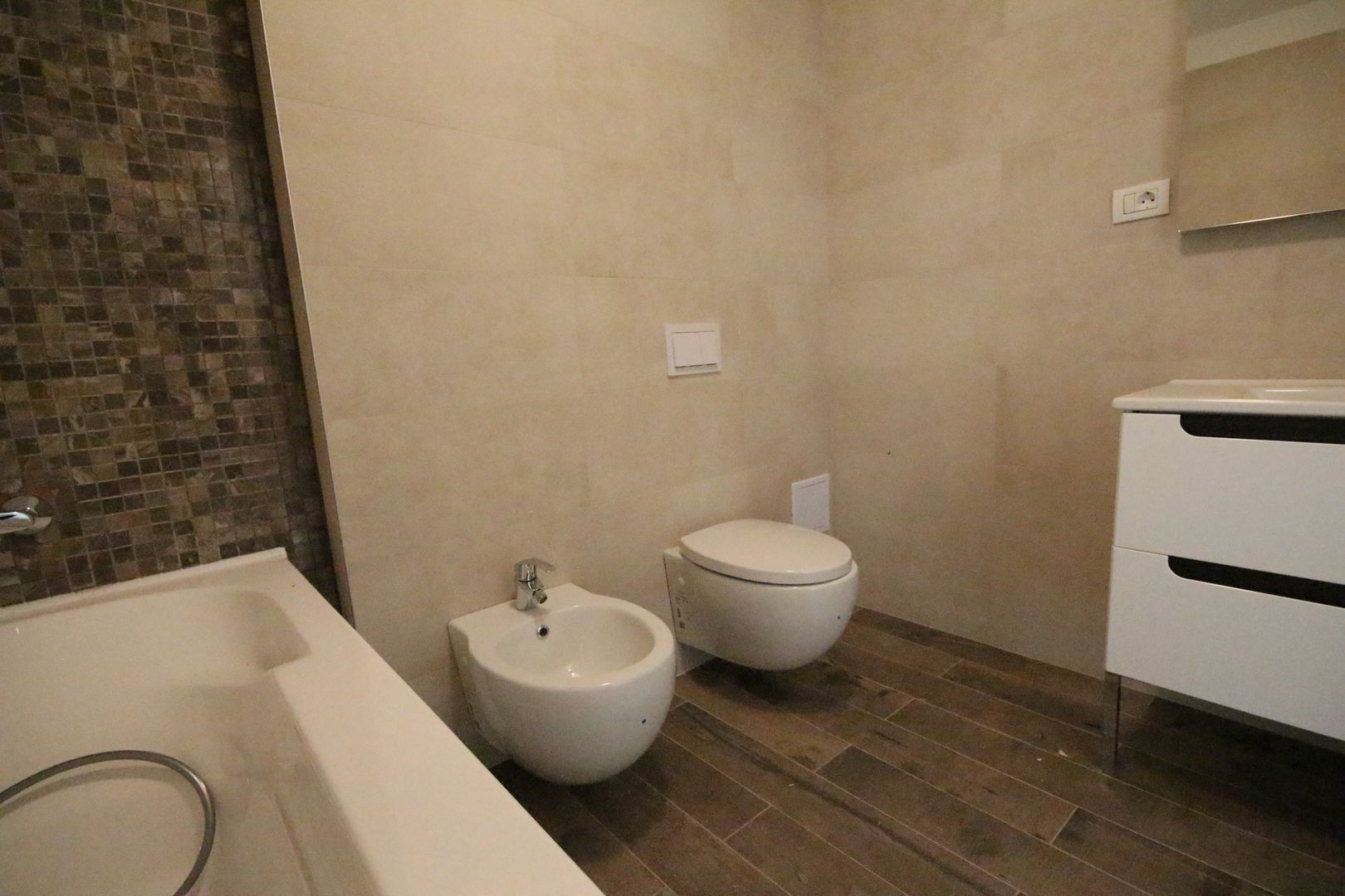Apartament 4 camere de vanzare în zona Elisabetin - Poză 8