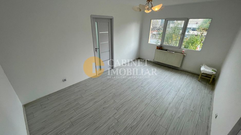 Apartament cu 2 camere - Etaj 1 - Bloc Fara Risc - Zona Primaveri - Poză 2