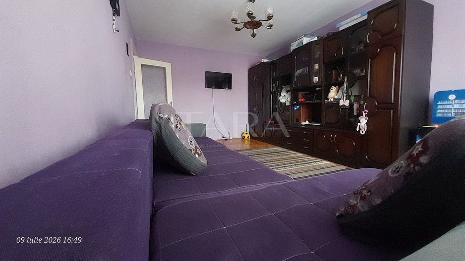 Apartament decomandat cu 2 camere, garaj și beci, Mărăști. - Poză 1