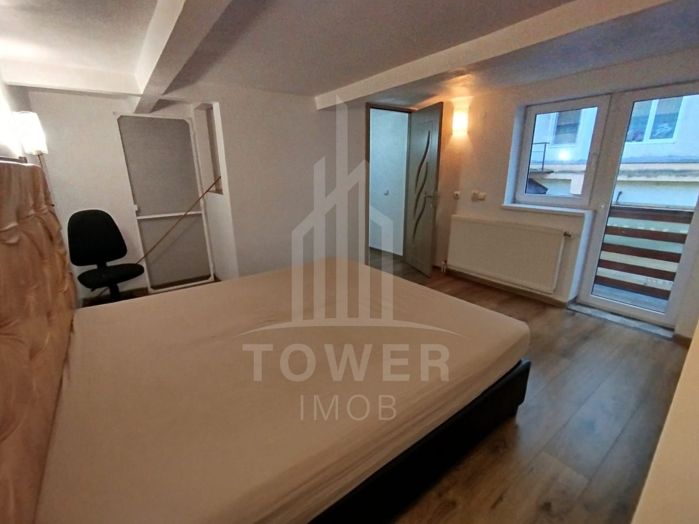 Apartament de vanzare in Sibiu pe doua niveluri (parter+etaj) - Poză 3