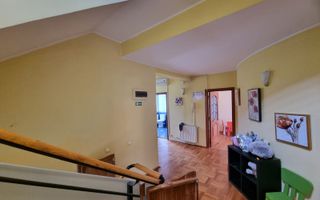 DE INCHIRIAT VILA  D+P+1+2 + CURTE | ZONA PARCUL CAROL - Poză 23