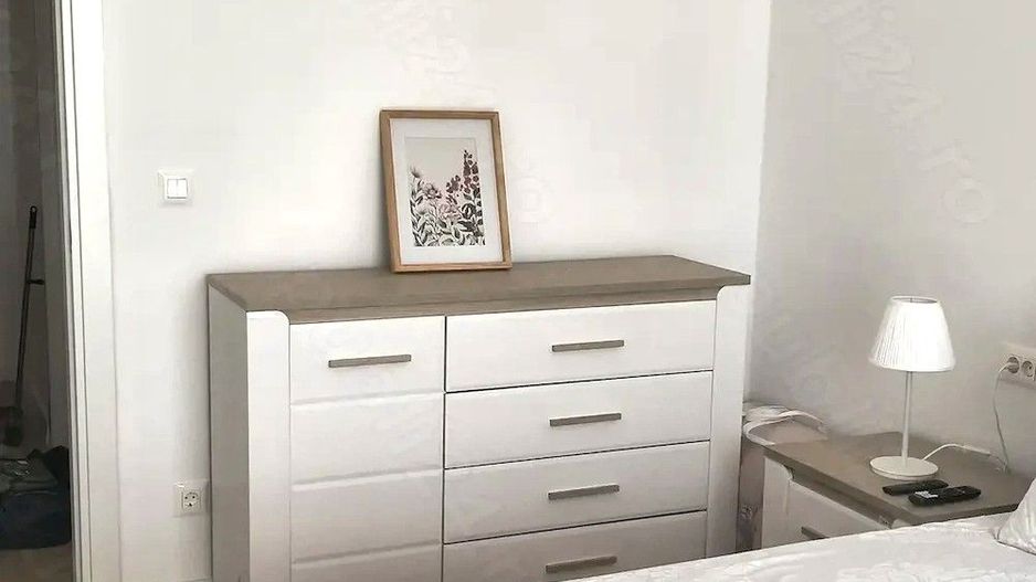 🏡 Închiriez Apartament cu 2 camere, Hils Titanium, parcare subterană - Poză 3