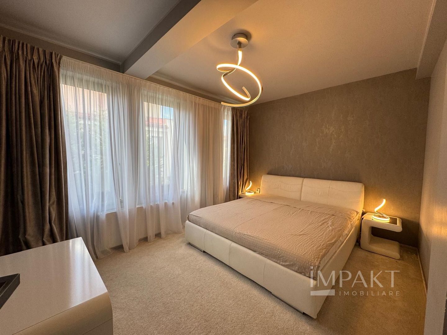 Casa insiruita moderna cu 5 camere langa Baza Sportiva Gheorgheni - Poză 4