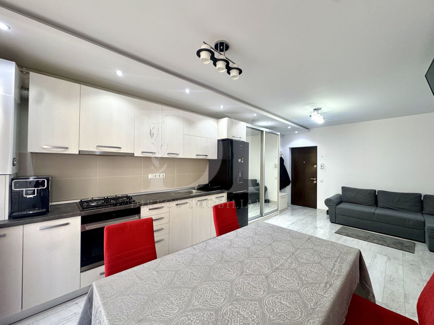 Apartament la cheie | etaj intermediar | Zona Terra - Poză 2