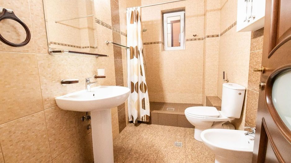 Imobil 28 CAMERE pretabil CAMIN BATRANI- GRADINITA-CLINICA MEDICALA - Poză 18