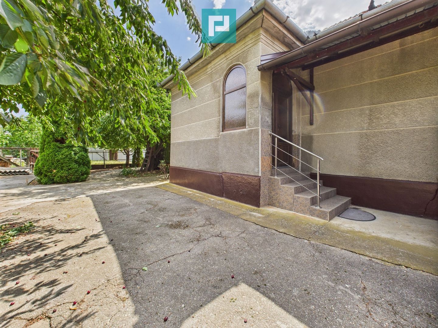 Casă, Com.Iratoșu.  Jud.Arad - Poză 2