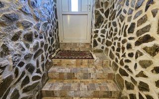 Casa mare, solida, Timisoara, D+P, 5 camere, 2 bai, Zona Lipovei - Poză 22