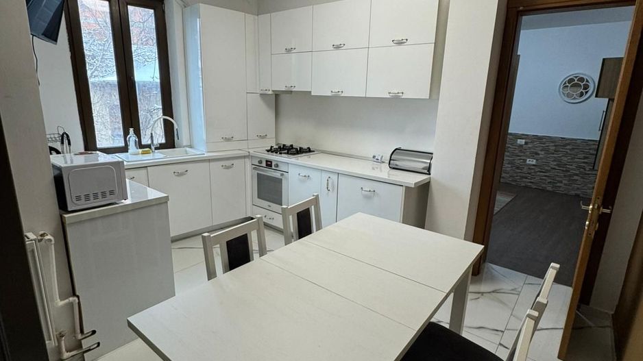 APARTAMENT-CENTRALA PROPRIE – 3 CAMERE - METROU TINERETULUI - UNIRII - Poză 8