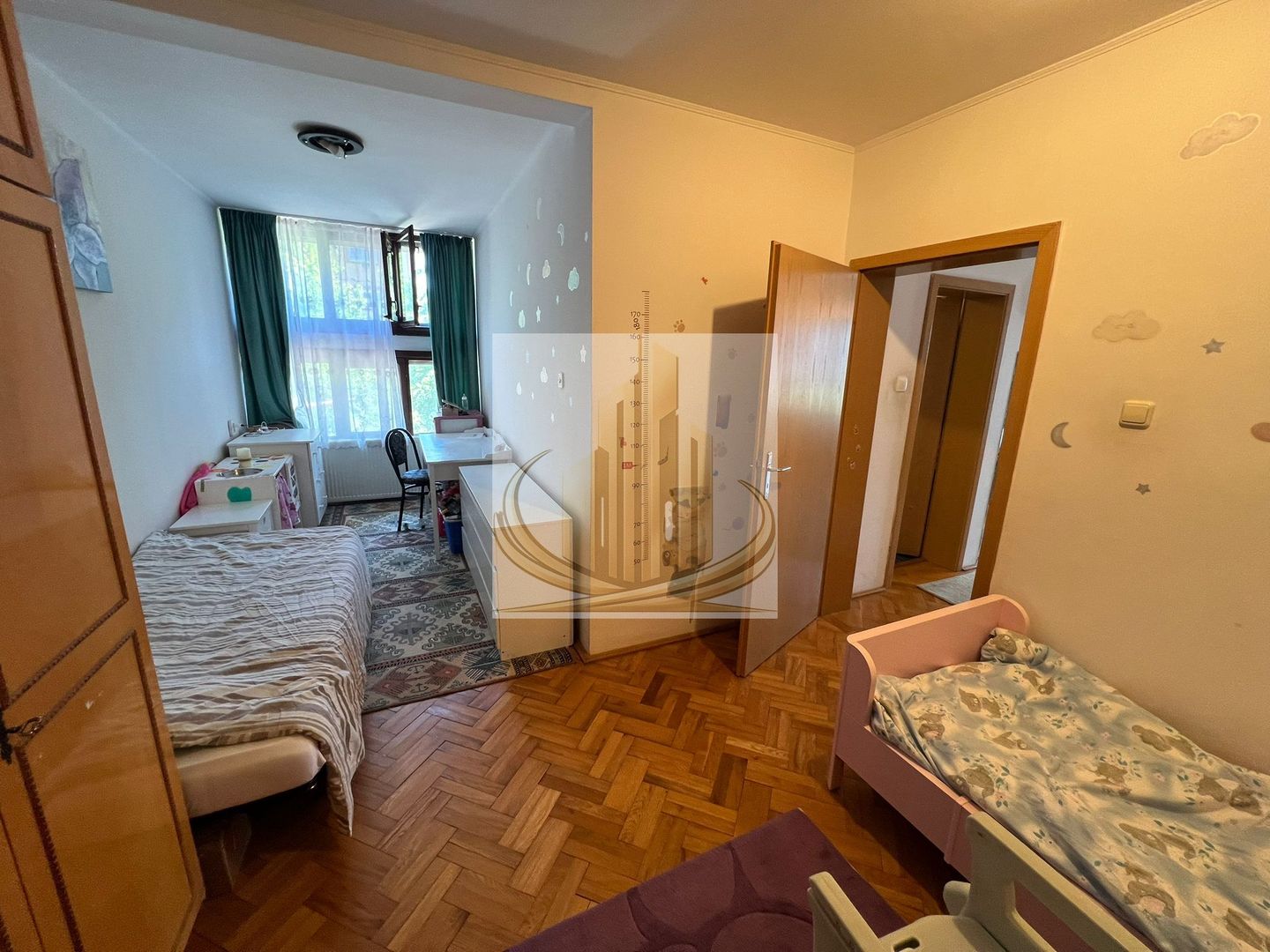Casă spațioasă cu 2 apartamente, acces din 2 străzi – zona Lipovei - Poză 4