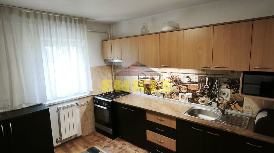 De vanzare apartament cu doua camere , zona Curcubeului. - Poză 12