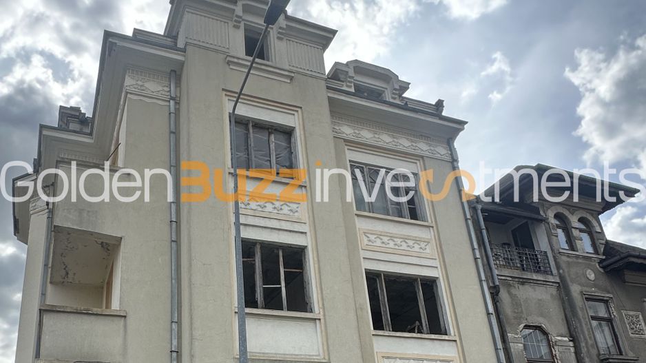 Vila Interbelica | S+P+2+M | Structura Consolidata - Poză 2
