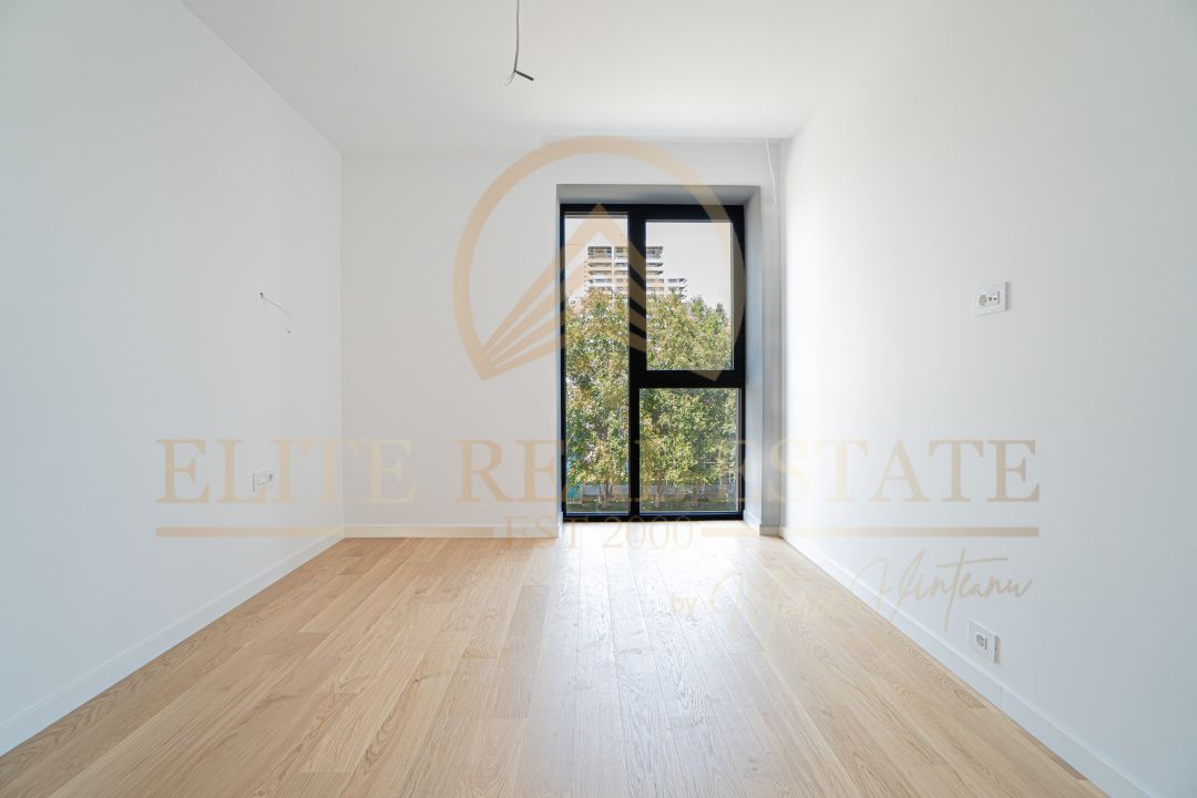 Stațiunea Mamaia - Vânzare apartament cu 2 camere, 2 bai cu vedere la mare. - Poză 12